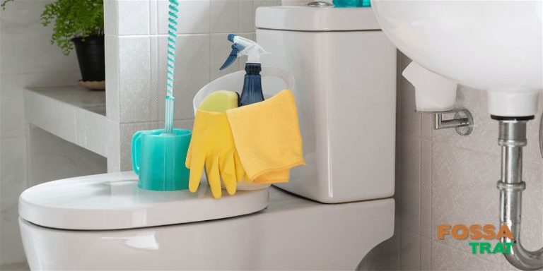 Produtos de limpeza para banheiro: saiba quais são essenciais!
